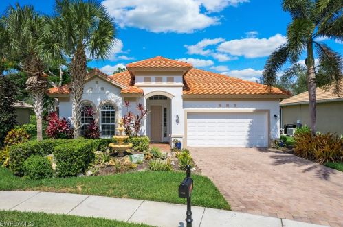 10571 Yorkstone Dr, Bonita Springs, FL 34135-5184