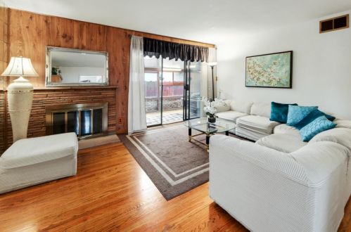 879 Coachella Ave, Sunnyvale, CA 94085-3434