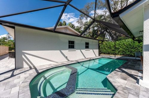 772 104th Ave, Naples FL  34108-3229 exterior