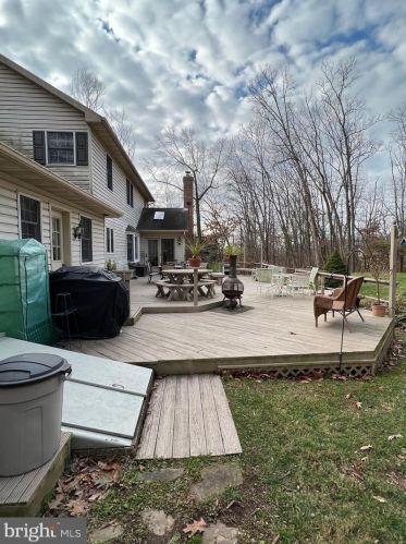 1745 Adams St, Pottstown, PA 19464-2411