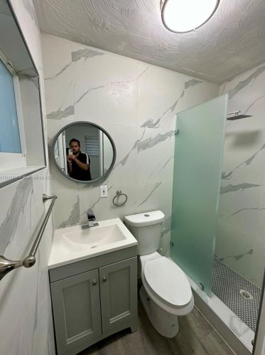 2231 57th Way, Hollywood FL  33021-3828 exterior