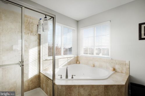 144 Colonial Dr, Charles Town WV  25414-4497 exterior