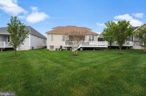 830 Woods End Ct, Collegeville PA  19426-2912 exterior