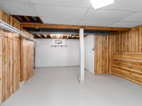 6731 Plymouth Ave, Minneapolis MN 55427-4644 exterior