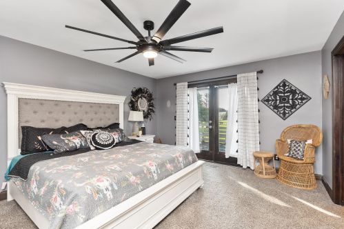 1755 Stuttgart Dr, Saint Martin OH  45118-8435 exterior