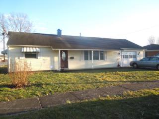 416 Columbia St, Hanging Rock, OH 45638-1147