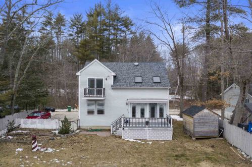 54 Tibbetts Rd, Fremont NH  03044-3573 exterior