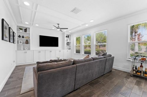 1669 Feather Grass Loop, Lutz FL  33558-2802 exterior