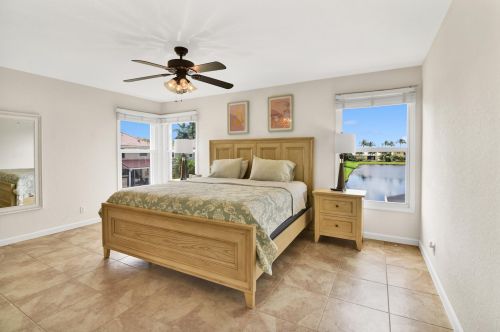 7219 Serrano Ter, Delray Beach FL  33446-2200 exterior