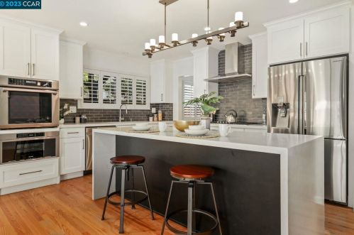 6747 Tory Way, Pleasanton CA  94568-2144 exterior