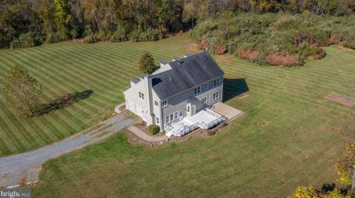 14340 Milltown Rd, Lovettsville VA  20180-3316 exterior