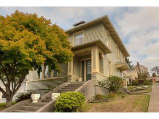 996 12th St, Tongue Point, OR 97103-4015