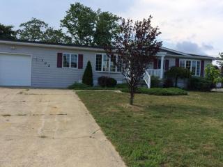 102 Mizzen Rd, Bricktown NJ  08723-6725 exterior