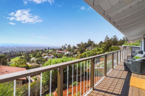 15825 Alta Vista Way, San Jose CA  95127-1704 exterior