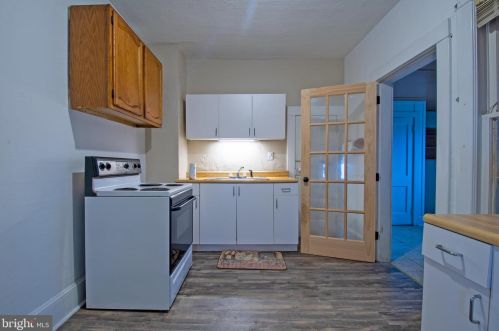 204 Harrington Ave, Harrington DE  19952-1118 exterior