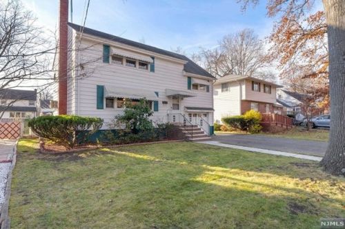 284 Howell Rd, Englewood NJ  07631-2106 exterior