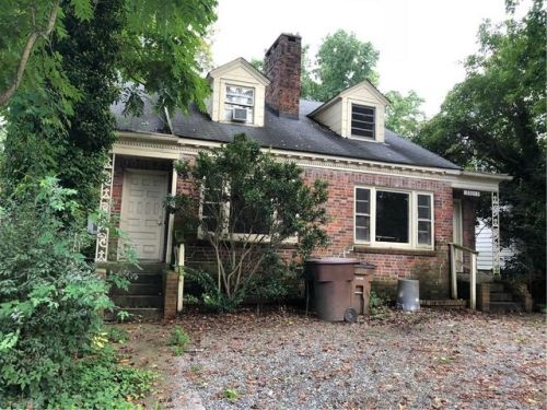 2805 Spring Garden St, Greensboro, NC 27403-4467