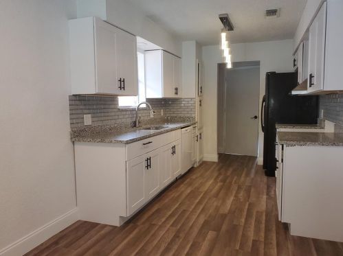 741 Las Vegas Trl, Fort Worth TX  76108-1200 exterior