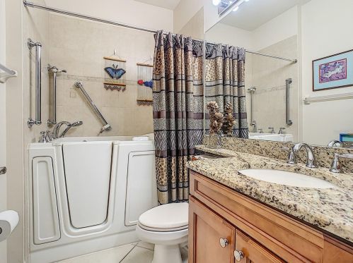 16234 Amethyst Key Dr, Wimauma FL  33598-4028 exterior