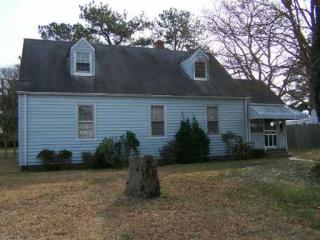 93 Oregon Ave, Portsmouth, VA 23701-2544