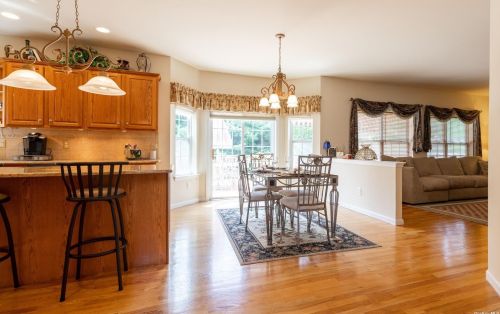 4 Arborvitae Ln, Miller Place NY  11764-3021 exterior
