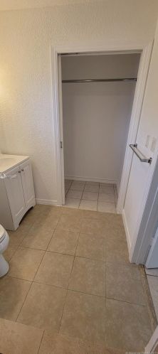 102 Alabama Rd, Lehigh Acres FL  33936-7105 exterior