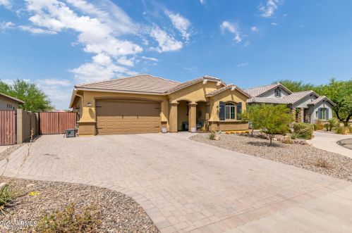 42130 Almira Ct, Maricopa, AZ 85138-3854