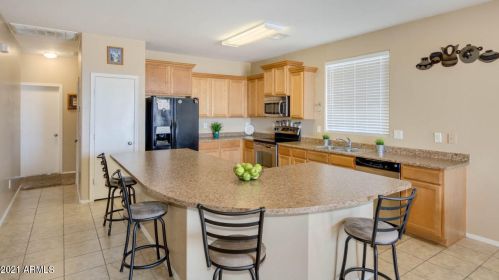 15606 Laurel Ln, Sun City, AZ 85379-1011