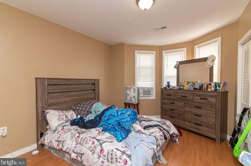 923 Atlantic Ave, Camden NJ  08104-1129 exterior