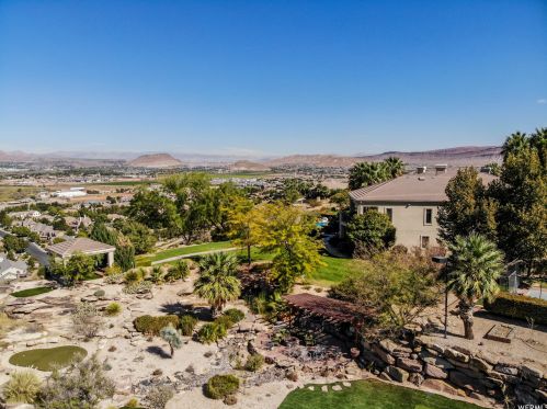 1540 Stone Clf Dr, Saint George UT 84790-6138 exterior