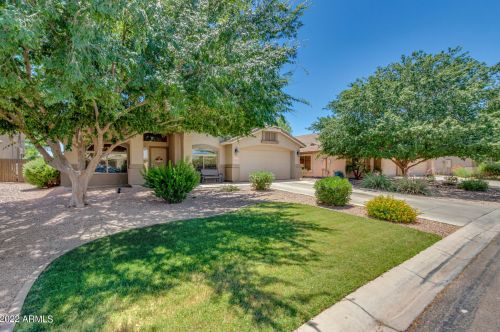 731 Gascon Rd, San Tan Valley, AZ 85143-4881