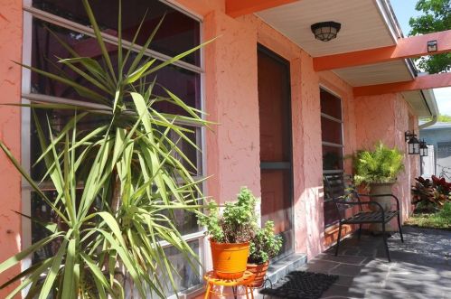 10011 Cherry Creek Ln, Port Richey, FL 34668-3708