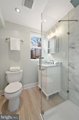 210 9, Washington DC  20002-6110 exterior