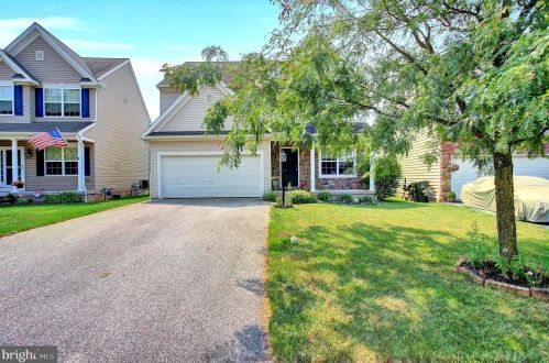 369 Sunbury Way, Red Lion, PA 17356-7104