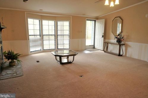 37371 Georgia Dr, Frankford, DE 19945-3674