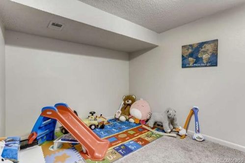 1234 Idalia St, Denver CO 80017-4077 exterior