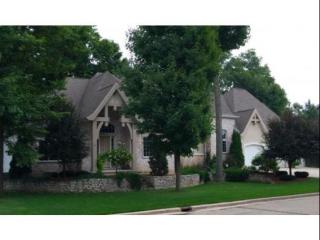 509 Bosworth Ln, Neenah, WI 54956-6602