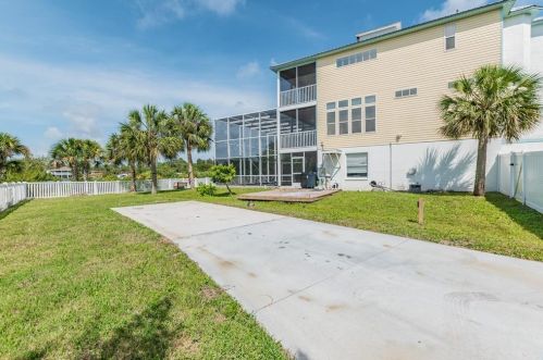 7637 Deedra Cir, Port Richey FL  34668-6454 exterior