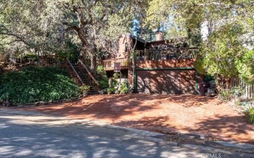 3001 Edmonton Rd, Glendale, CA 91206-1322
