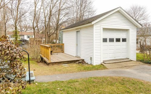 27 Barker St, Keene NH  03431-2402 exterior