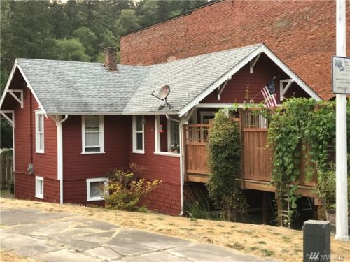 538 Church St, Wilkeson, WA 98396-9800