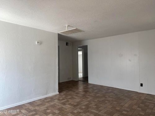 248 2nd St, Avondale, AZ 85323-2313