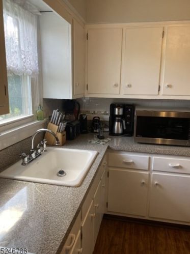 228 Camplain Rd, Manville NJ  08835-1406 exterior