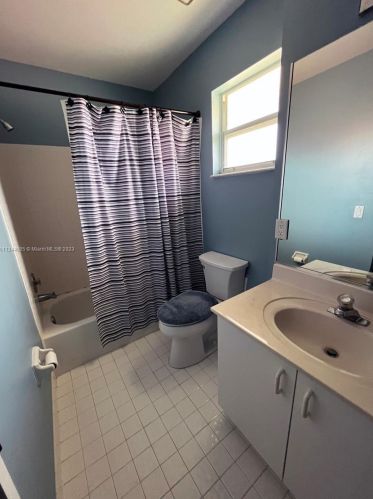 1231 179th Ave, Hollywood FL  33029-3162 exterior