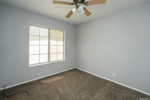 43234 Vineyard Dr, Lancaster CA  93535-4920 exterior