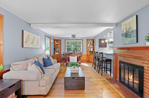 5802 Hammersley Rd, Madison, WI 53711-3452