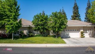 10600 Harpenden Ave, Bakersfield, CA 93311-4919