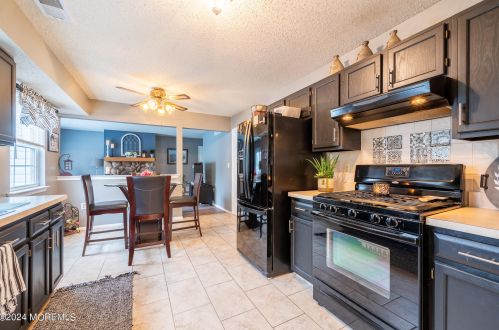 444 Vista Ct, Bricktown NJ  08724-5313 exterior