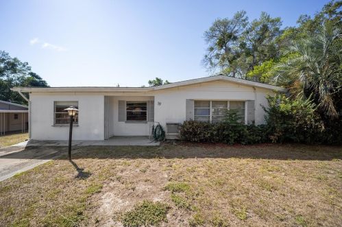 19 Wadsworth Ave, Beverly Hills, FL 34465-3279