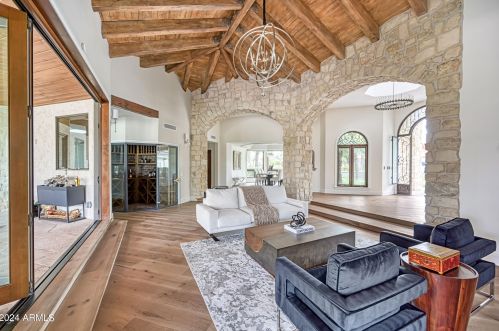 8731 65th St, Scottsdale AZ 85253-4336 exterior